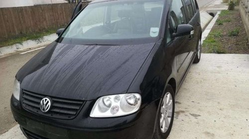 Bara spate VW Touran 2005 Mono-Volum 2.0 TDI