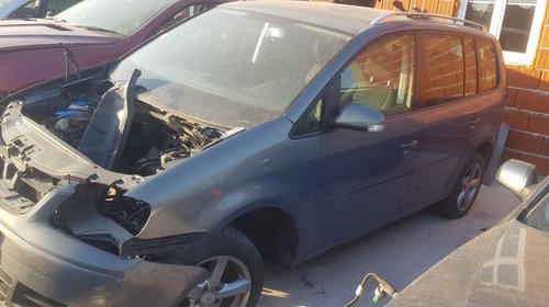 Bara spate VW Touran 2005 Suv 2.0 tdi