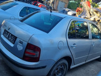 Bara spoiler spate Skoda Fabia 1 sedan limuzina berlina