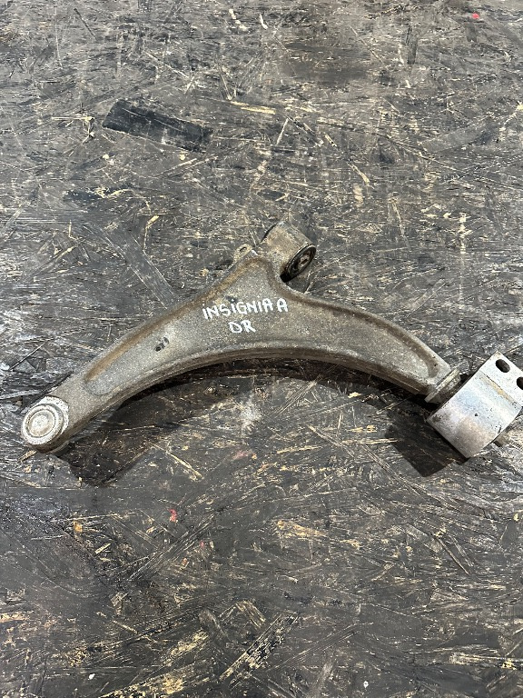 Bascula brat suspensie dreapta Opel Insignia A 2008-2015 - imagine 1