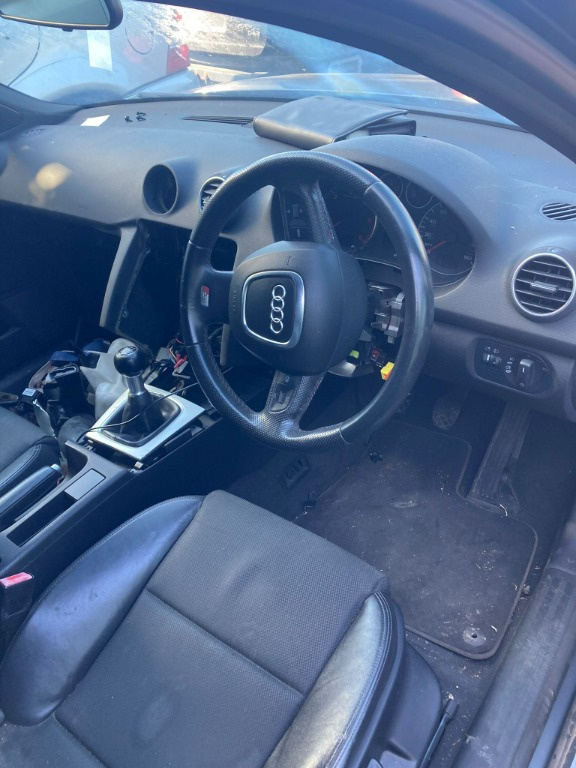 Bascula dreapta Audi A3 8P 2007 HATCHBAC