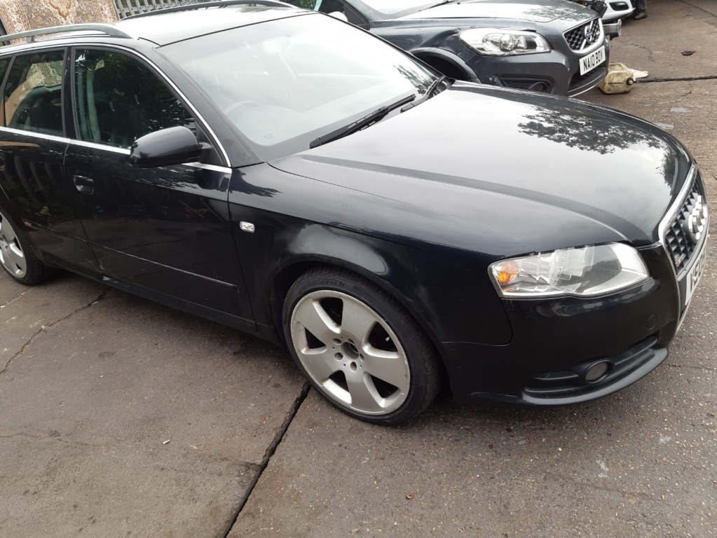 Bascula dreapta Audi A4 B7 2007 Combi 1.