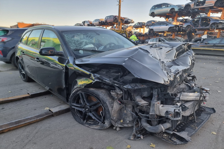 Bascula dreapta Audi A4 B8 2010 combi/br