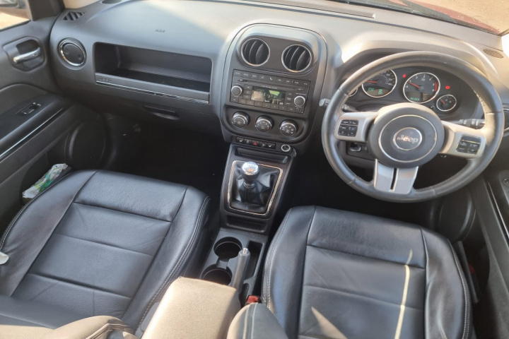 Bascula dreapta Jeep Compass 2011 SUV 2.