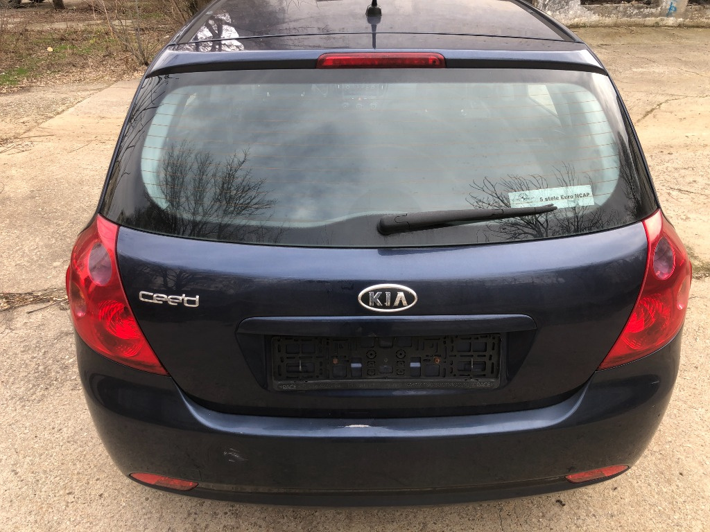 Bascula dreapta Kia Ceed 2009 hatchback 