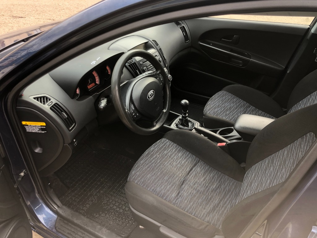 Bascula dreapta Kia Ceed 2009 hatchback 