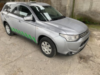 Bascula dreapta Mitsubishi Outlander 2014 suv 2.2 4wd 4x4