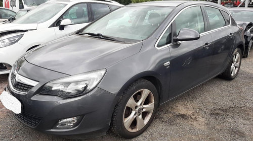 Bascula dreapta Opel Astra J 2010 HATCHBACK 1.7 CDTI DTJ