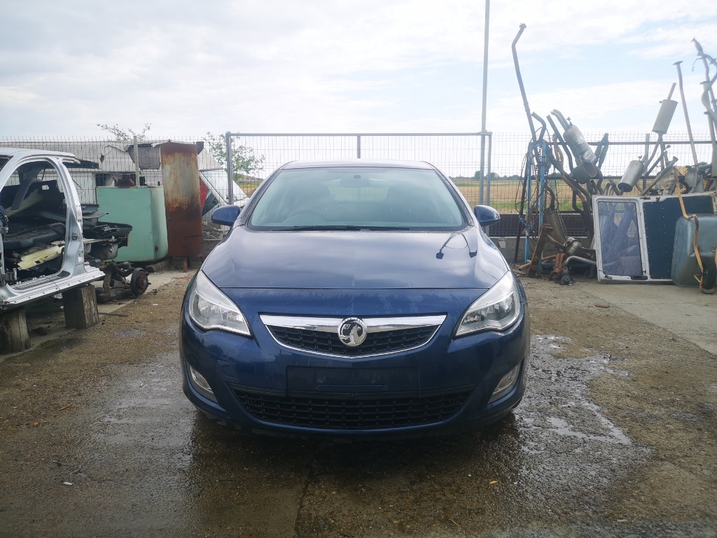 Bascula dreapta Opel Astra J 2011 Hatchb