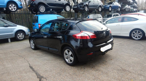 Bascula dreapta Renault Megane 3 2011 HATCHBACK 1.5 DCI