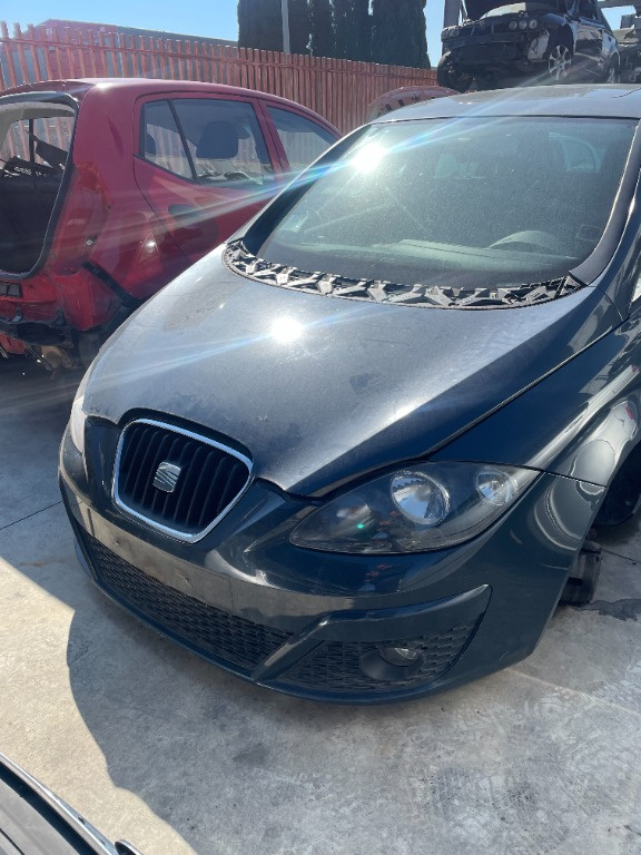 Bascula dreapta Seat Altea 2010 Hatchback 1.4 TSI