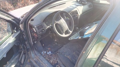 Bascula dreapta Volkswagen Passat B4 1995 Tdi Tdi