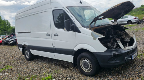 Bascula stanga Mercedes Sprinter W905 2014 Fr