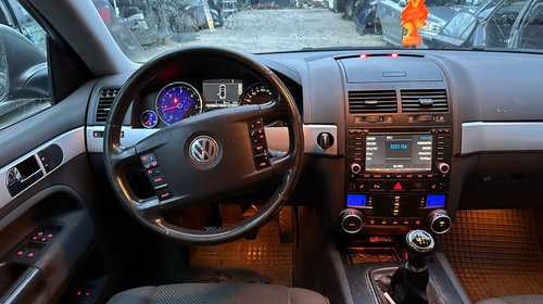 Bascula stanga Volkswagen Touareg 7L 2008 hatchback 2.5 tdi