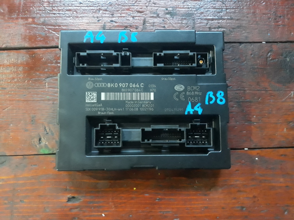 BCM Audi A4 B8 cod 8K0907064C an 2008 2009 2010 2011 2012 2013