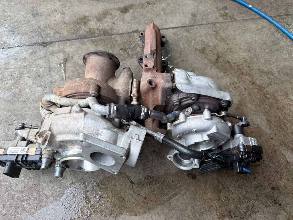 Biturbo / Set Turbine BMW 2.0 B47 Euro 6 cu Adblue 98000km