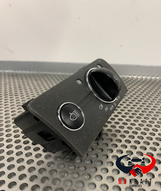 Bloc lumini A2115450104 A 211 545 01 04 