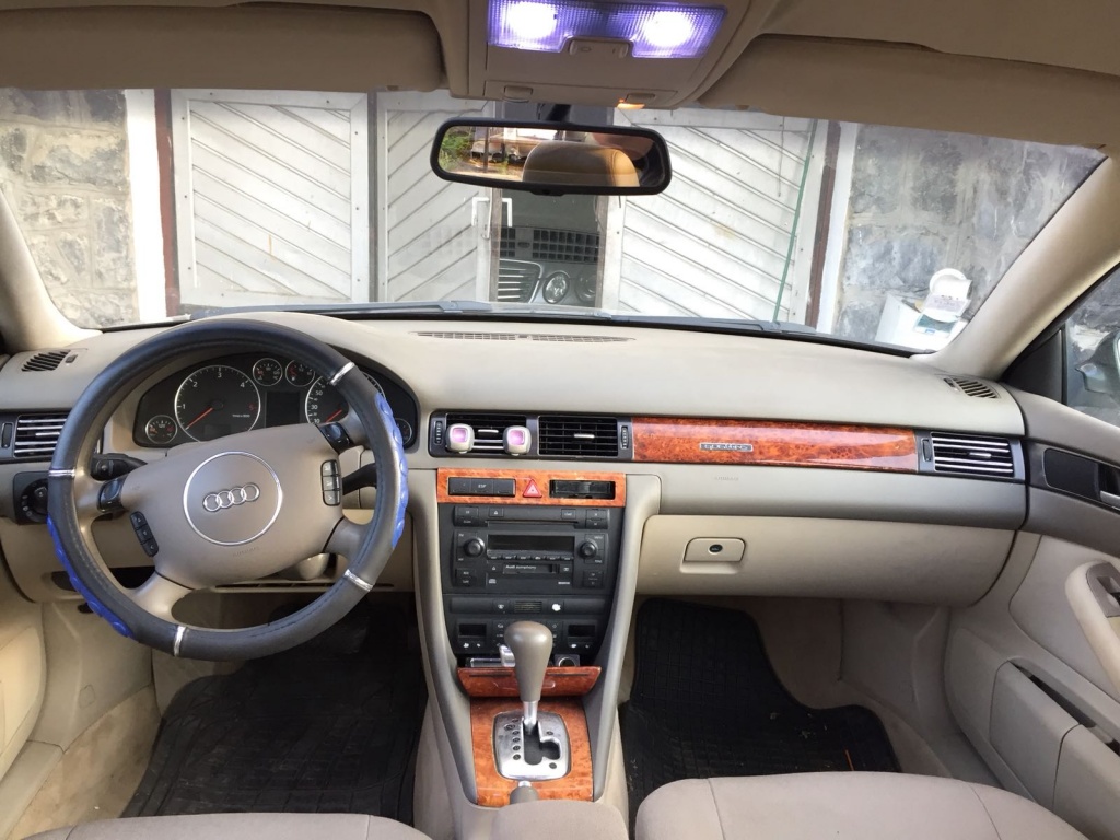 Bloc lumini Audi A6 4B C5 2003 LIMUZINA 