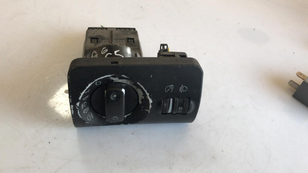 Bloc lumini Audi A6 C5 cod 4b1941531f