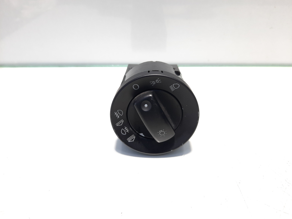 Bloc lumini cu proiectoare, cod 8E0941531C, Audi A