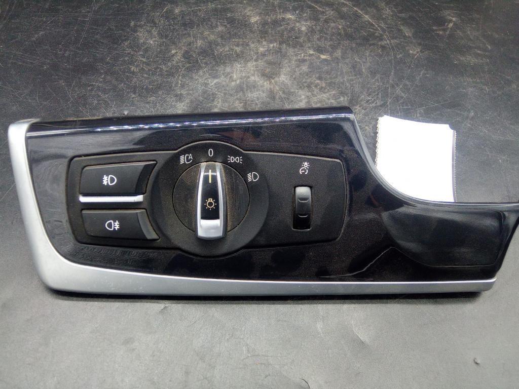 Bloc lumini f10/f11 Bmw F10/f11 an 2012 cod piesa 9166644