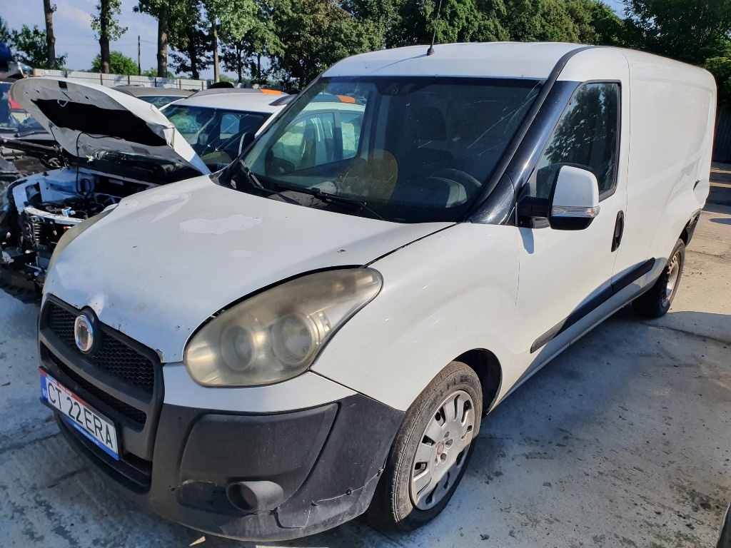 Bloc lumini Fiat Doblo 2012 van 1.3 d