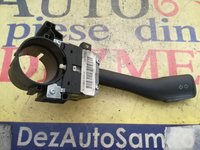 Bloc lumini Maneta semnalizare Audi,Seat,Skoda,Volkswagen cod 8l0953513