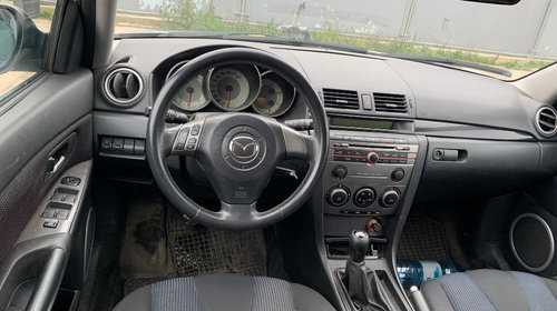 Bloc lumini Mazda 3 2006 hatchback 1560