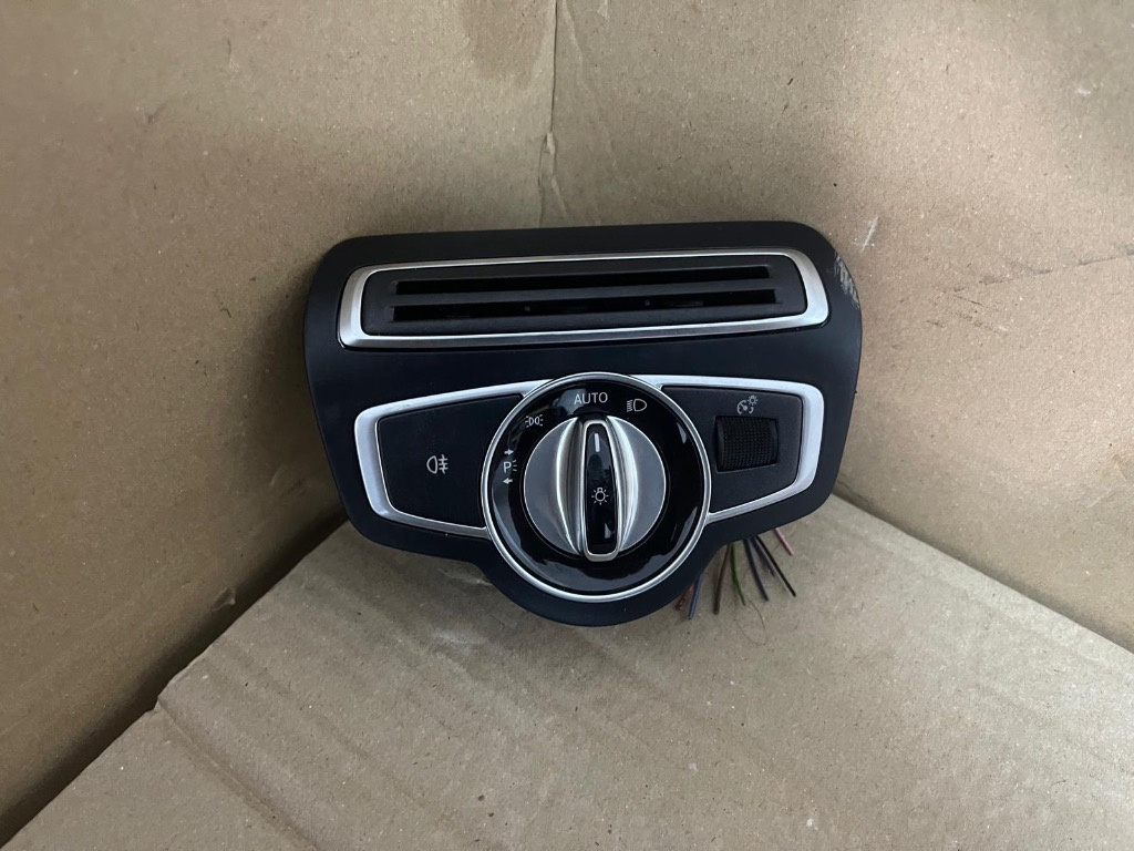 Bloc lumini Mercedes C-Class W205 GLC X253 A205821