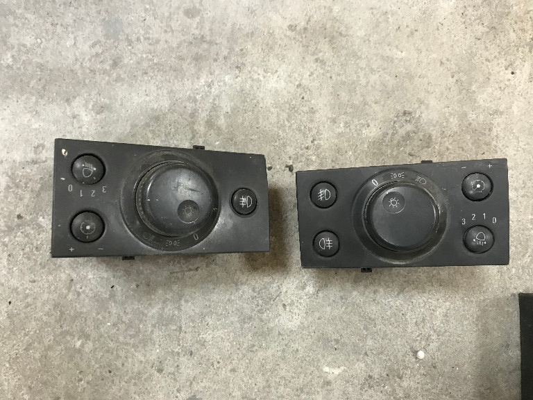 Bloc lumini opel astra h vectra c 2004 - 2008 cod: 13100124