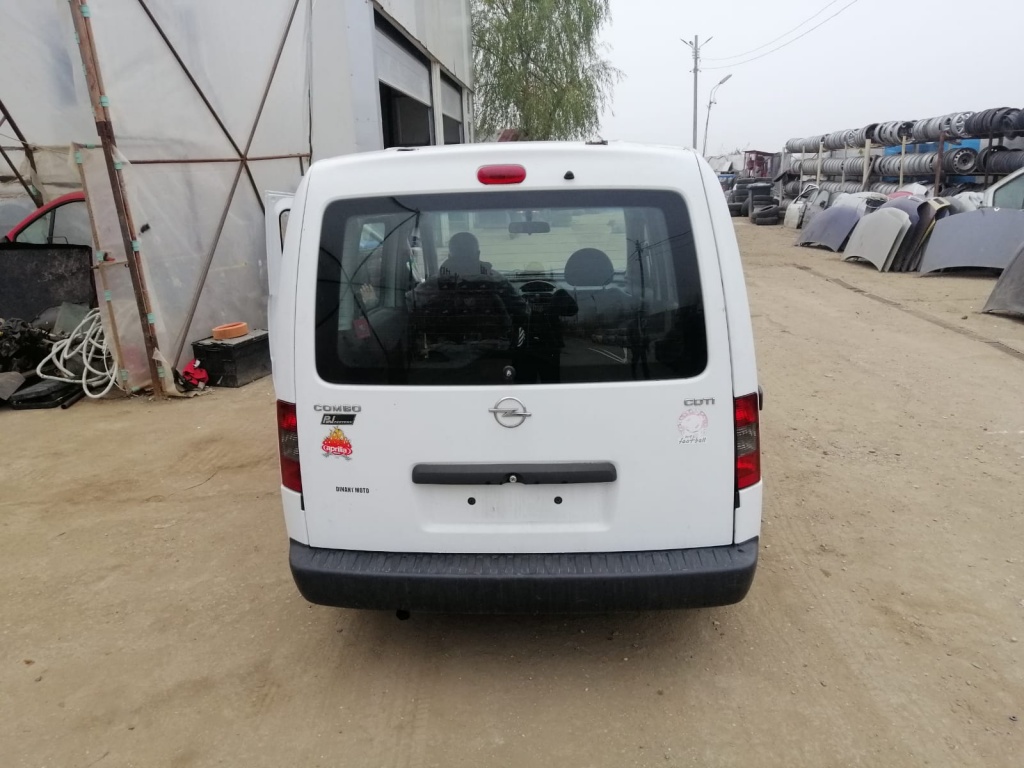 Bloc lumini Opel Combo C 2004 HATCHBACK 