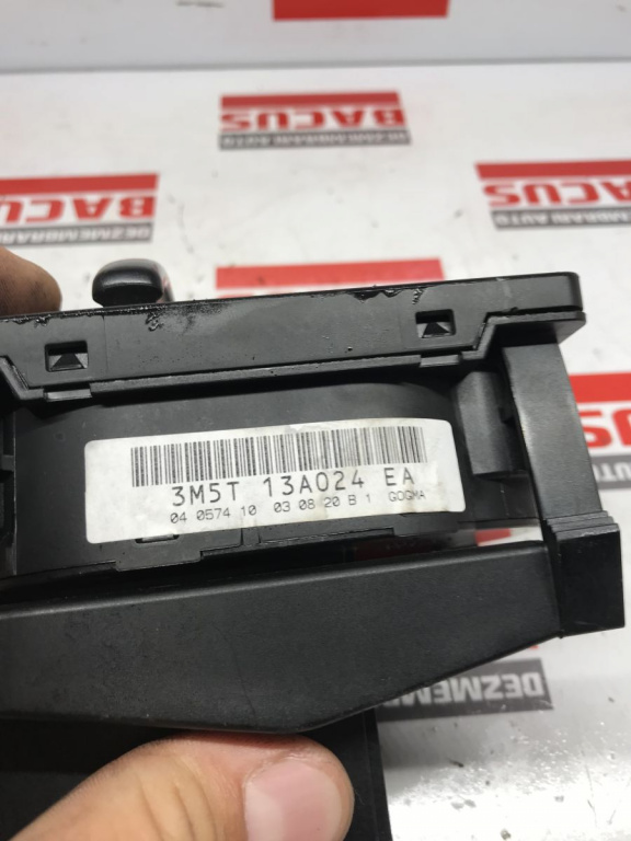 Bloc lumini pentru Ford C-Max Cod 3M5T13