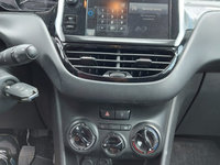 Bloc lumini Peugeot 208 2017 Hatchback 1.6 HDI DV6FE