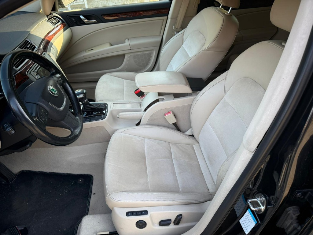 Bloc lumini Skoda Superb 2 2010 HATCHBAC