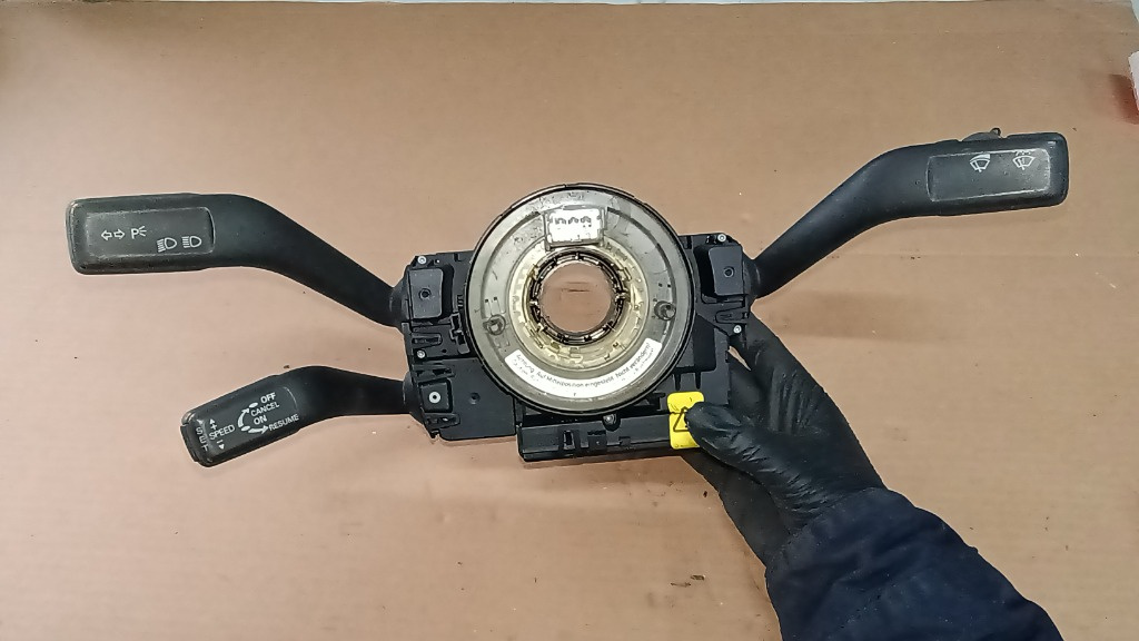 Bloc lumini vw passat b6 cod 3c5953507e,