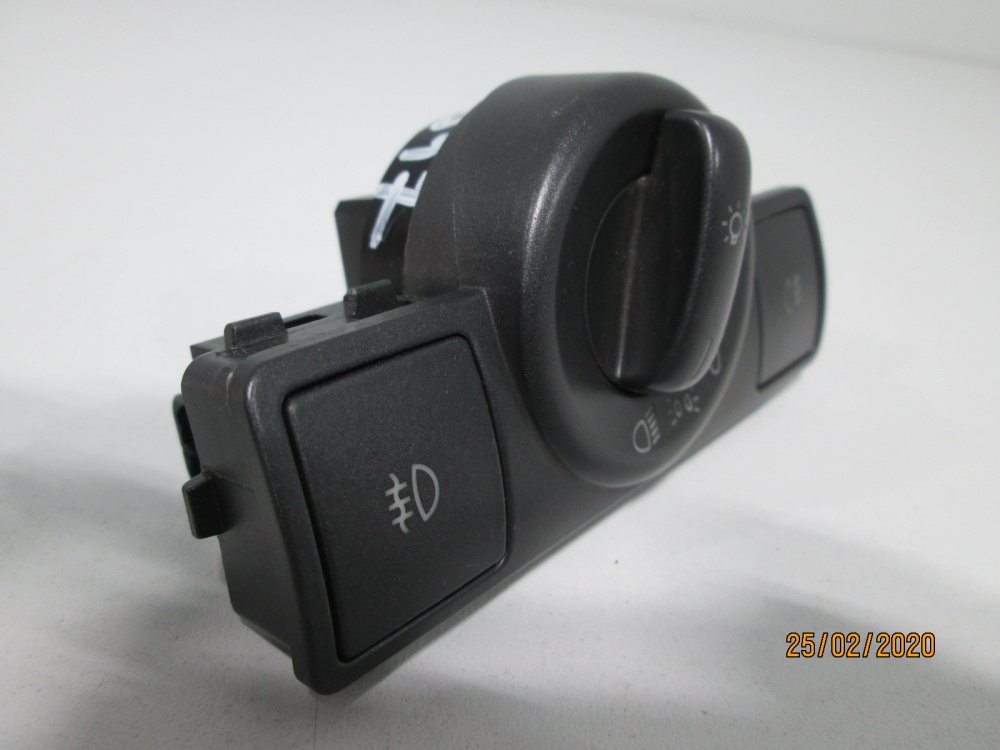 Bloc lumini Vw Phaeton an 2003-2007 cod 