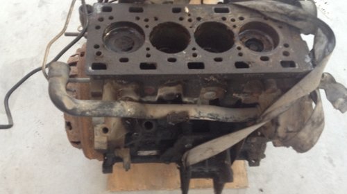 Bloc motor ambielat Nissan Primastar 2,5DCI TIP G9U