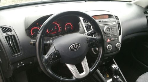 Bloc motor Kia cee'd Sporty Wagon 2011 Break 1.6 CRDI