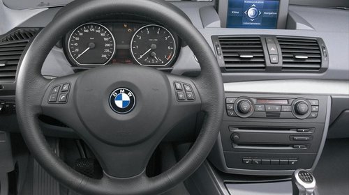 BMW E81,E87 DVD NAVIGATIE 2017 ROMANIA EUROPA