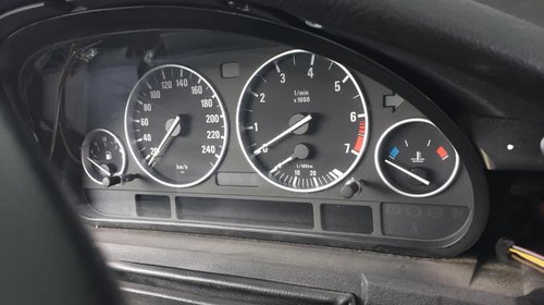 BMW Seria 5 E39, 2001(facelift), 523i, TOURING