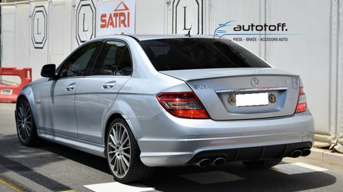 Body kit Mercedes W204 C-Class (07-11) AMG C63