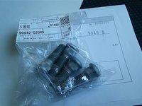 Bolt roata m12 original pentru toyota auris,avensis,carmy sedan pret afisat pe bucata