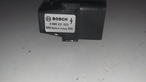 BOSCH 0 986 221 023 Bobina de inductie /AUDI /SEAT /SKODA /VW