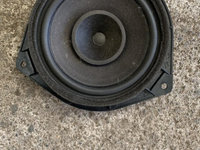 Boxa audio stanga fata Toyota Avensis 2007