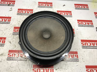 Boxa Difuzor Usa Stanga Spate Skoda Superb 2 3T Cod 3T0035411A