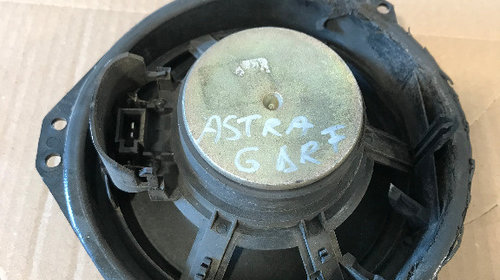 Boxe fata stanga sau dreapta opel astra g 1998 - 2009