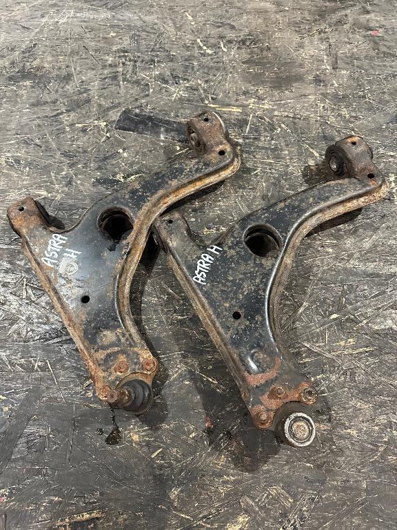 Brascula brat suspensie Opel Astra H 2004 2012 (stanga dreapta identice) - imagine 1