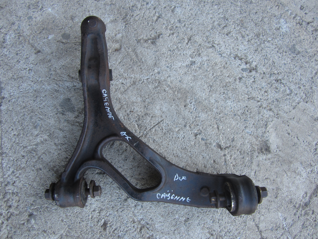 BRAT / BASCULA DREAPTA FATA PORSCHE CAYE
