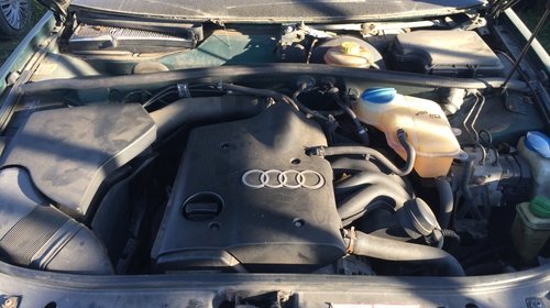 Brat dreapta fata Audi A4 B5 2000 berlina 1,6 benzina