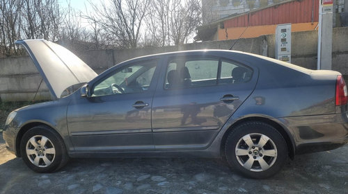 Brate stergator Skoda Octavia 2 2011 hatchback 1.6